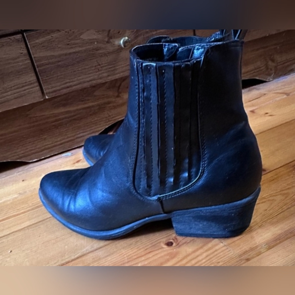 Streetwear Society Black Ankle Boots - size 7 - Picture 3 of 5